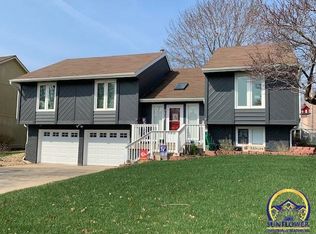 3807 SW Arvonia Pl, Topeka, KS 66610