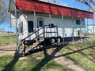 85 Eureka Lake Rd, Eureka, KS 67045