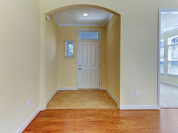 3rd image of 530 Ashley Woods Dr #49