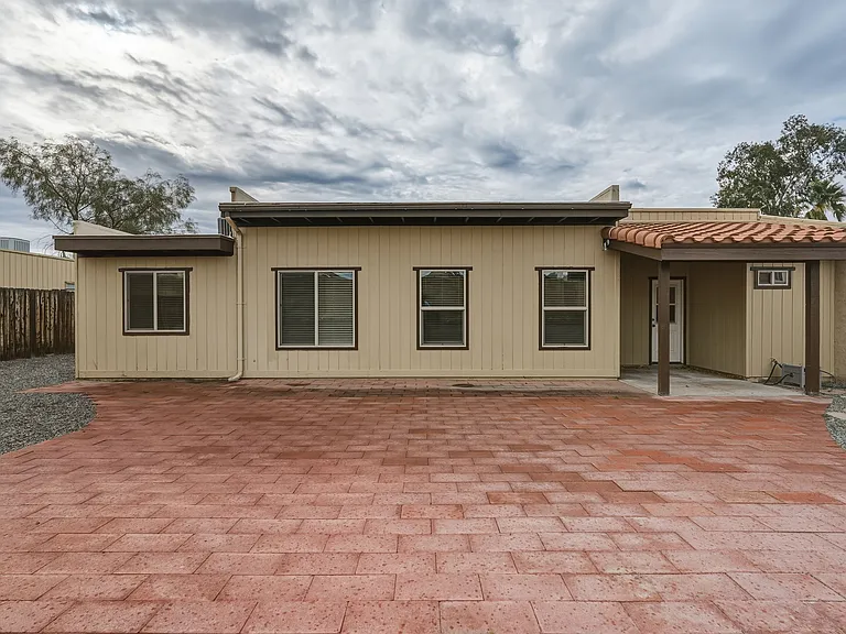4304 W Pyracantha Dr — Photo 26