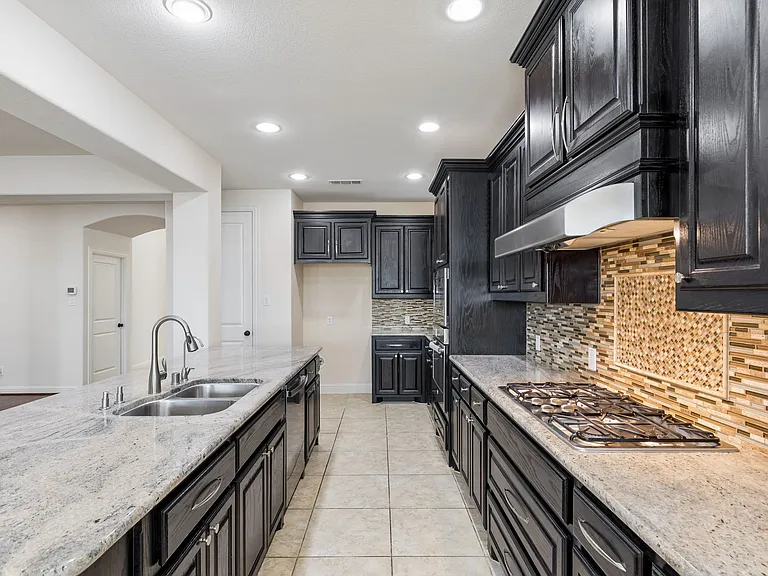 408 Vine St — Photo 28