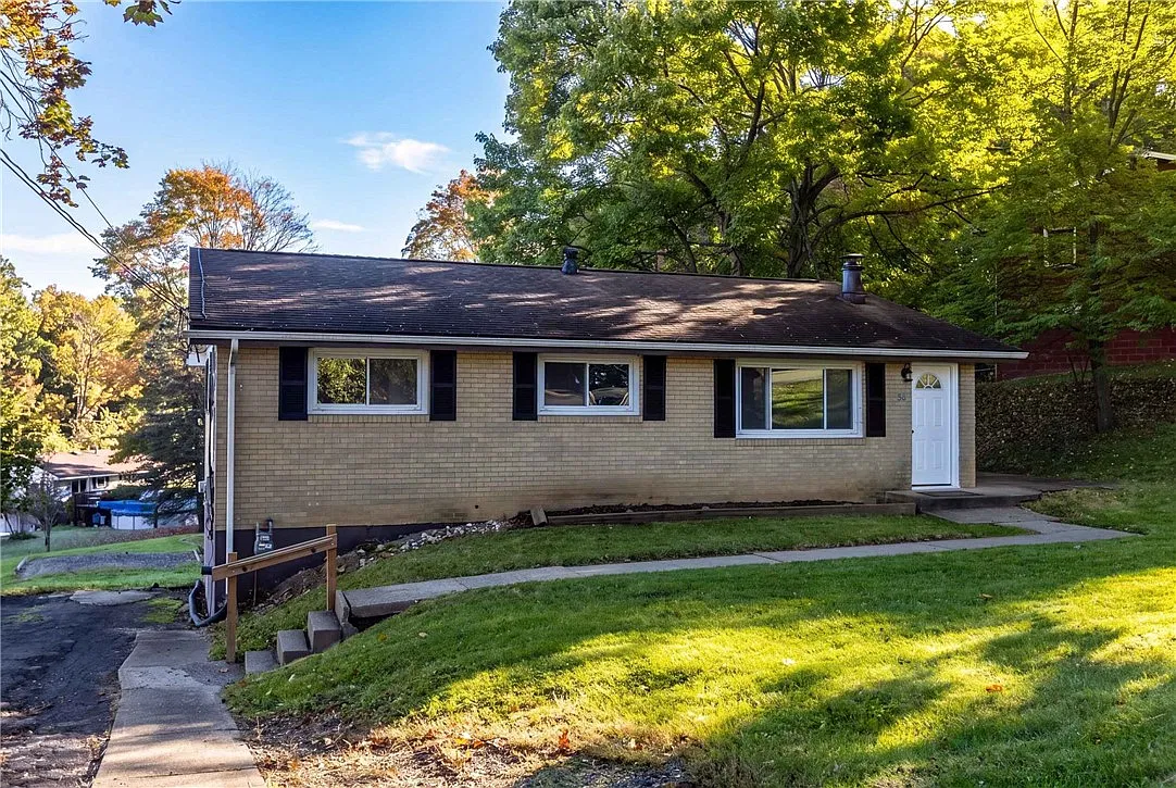 3 bed, 1120 sqft, $1,700 — Photo 1