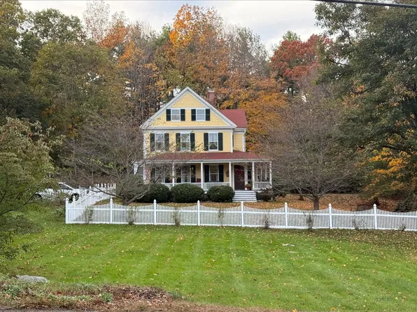 120 South St, Northborough, MA 01532