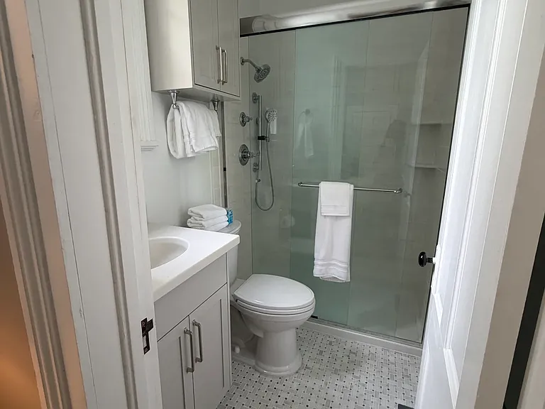 2147 Richmond Ave #2 — Photo 15