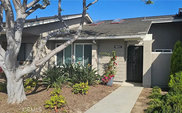 8566 Trinity Cir #817D — Photo 1
