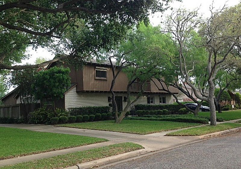 1st image of 23 Camden Pl