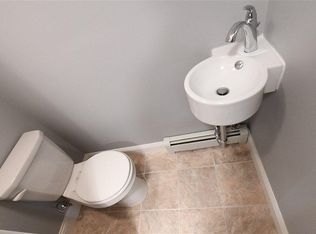 366 Boynton St, Manchester, NH 03102