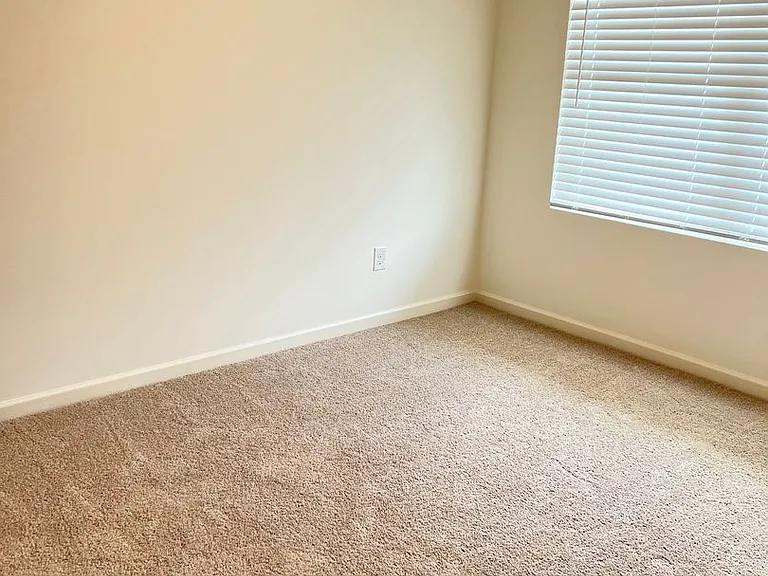 2491 Sky Dr — Photo 11