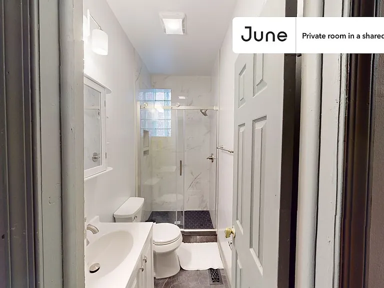1227 Harvard St NW #E — Photo 12