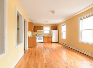 17 Roberts Rd #1, Cambridge, MA 02138