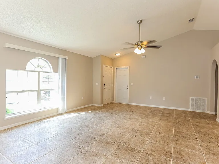 3467 Net Ct — Photo 4