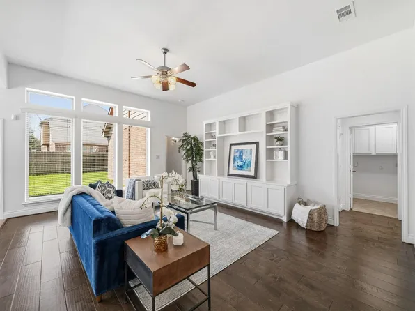 2858 Park Hills Dr, Katy, TX 77494
