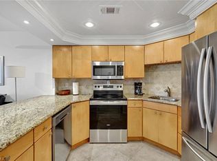 5 Bluebill Ave #505/605, Naples, FL 34108