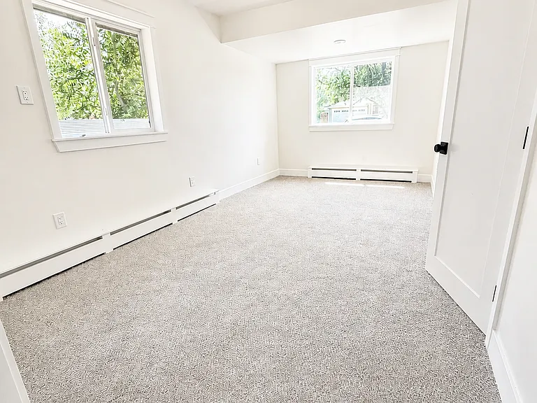 755 Carbon St — Photo 16