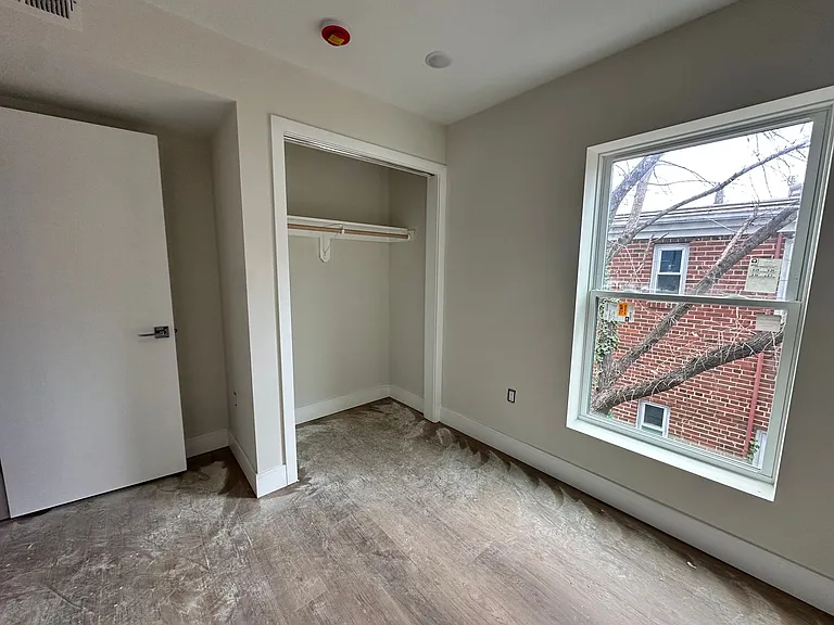 52nd Street Residences — Photo 43