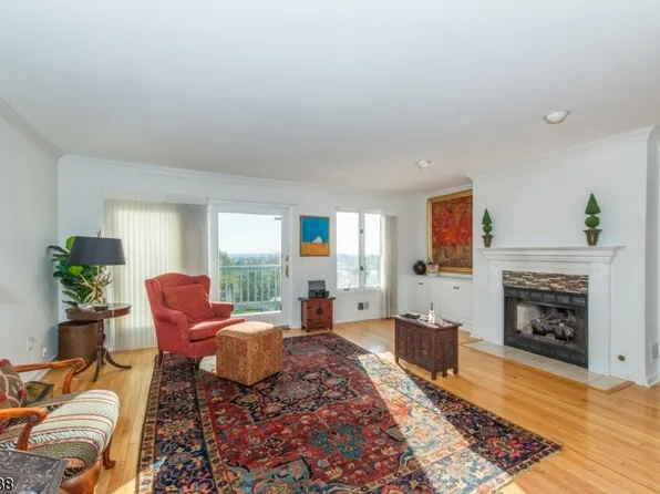 28 Skyview Ter, Clifton City, NJ 07013