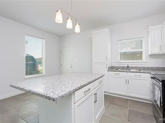 5th image of 3819 Bella Costa Dr