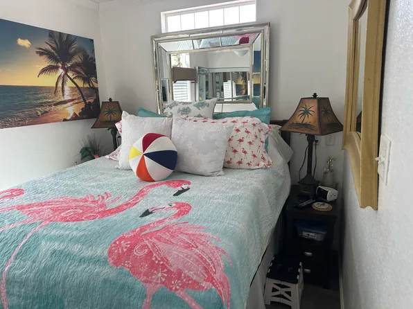 (undisclosed Address), Naples, FL 34110