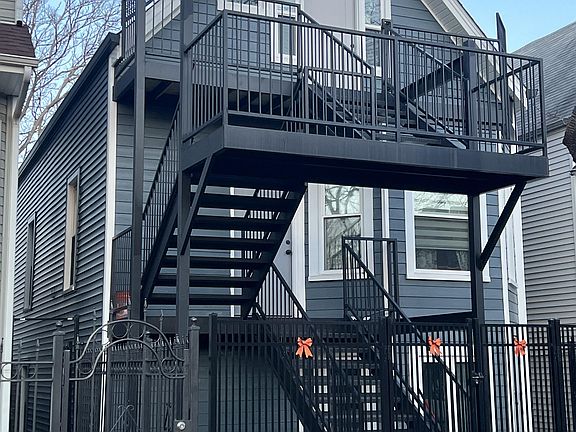 2nd image of 3325 N Central Park Ave #11425749