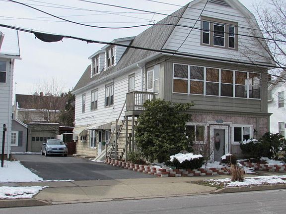 4th image of 145 Church St