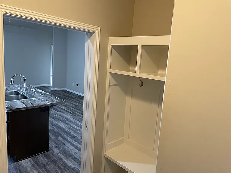 1135 Sunnybrook Ave — Photo 10