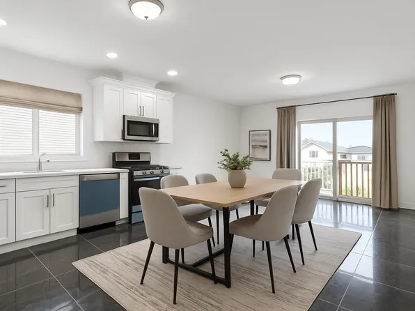 1372 Forest Hill Road image 4 of 28