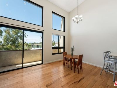 8828 Pershing Dr APT 304, Playa Del Rey, CA, 90293