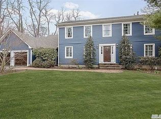 36 Buckingham Meadow Rd, Setauket, NY 11733