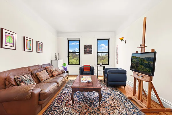 Sold by Compass | media 2