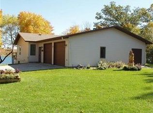 12689 Dorff Beach Rd, Audubon, MN 56511