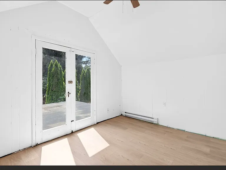 12822 229th St — Photo 20