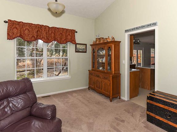 4th image of 5823 Wild Cherry Dr