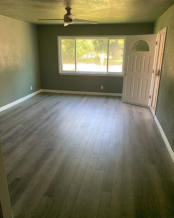 2nd image of 4046 Ralph Ln S