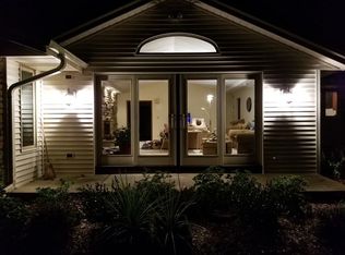 2250 Ridgewood Rd, Grafton, WI 53024