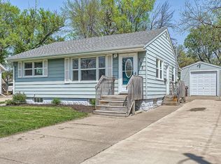 722 5th St W, Hastings, MN 55033