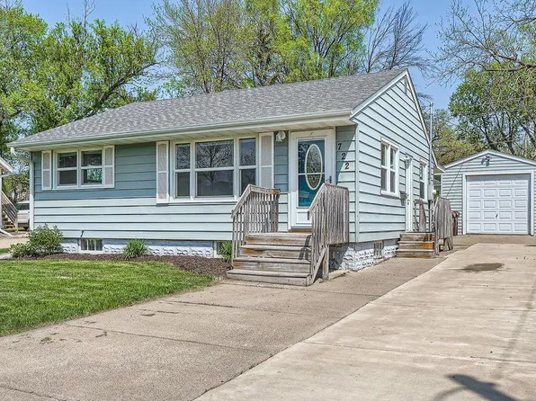 722 5th St W, Hastings, MN 55033