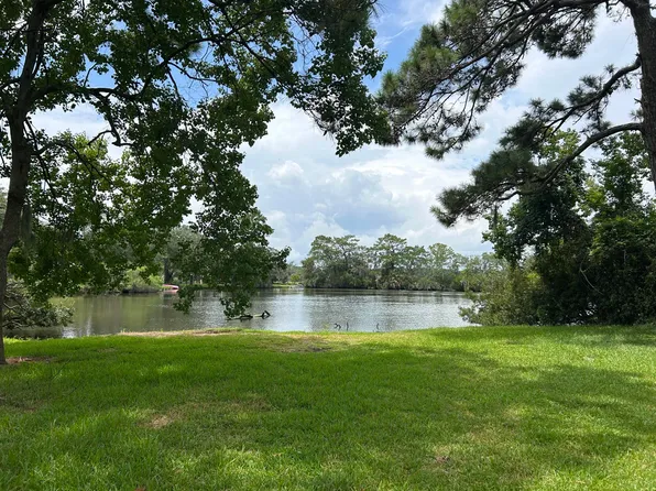 860 N Shem Dr, Mount Pleasant, SC 29464