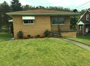 250 Wagner Ave, Bellaire, OH 43906