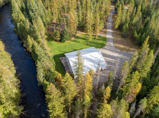 365 Heavenly Ln, Nordman, ID 83848