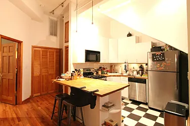 Rented by Level Group