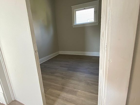 4th image of 10205 Mount Auburn Ave