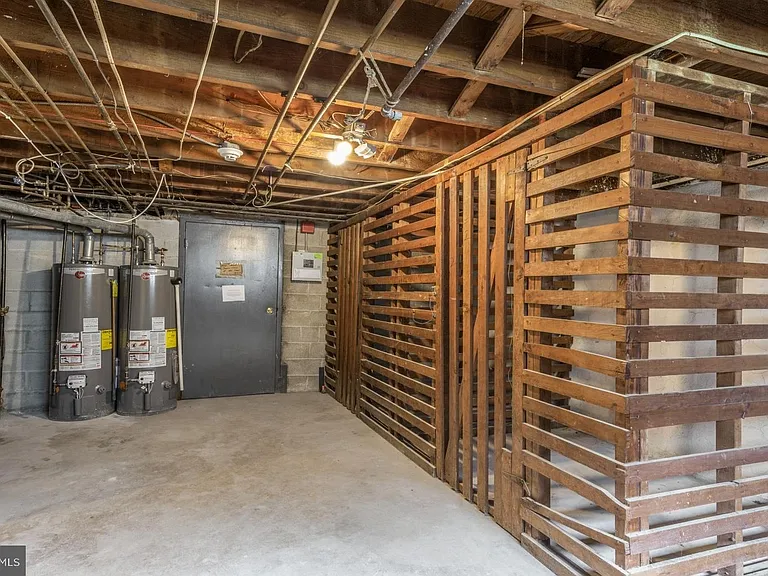 5990 Henry Ave #2 — Photo 18