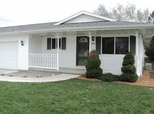 3813 Mackert St, Manitowoc, WI 54220