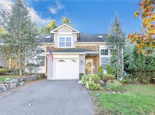 16 Nina Dr #16, Naugatuck, CT 06770