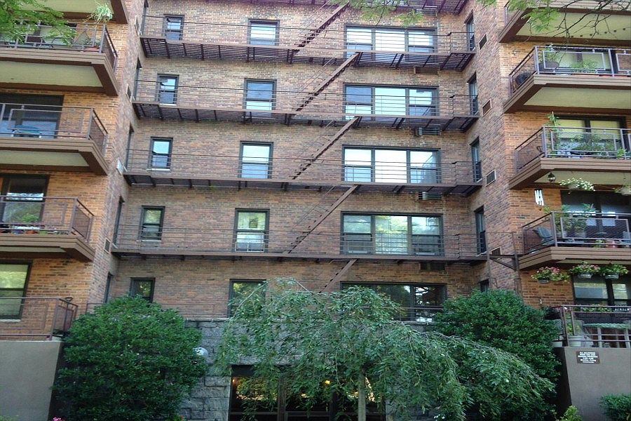 1st image of 117 S Highland Ave