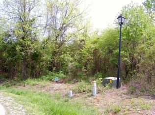 410 Elokwa Pl, Loudon, TN 37774