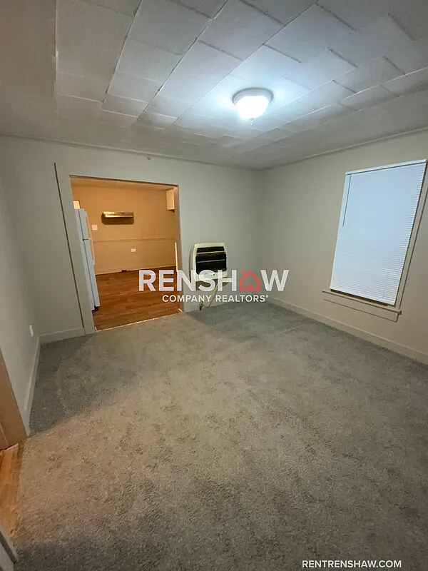 2 bed, 1.0 bath, 1000 sqft, $650 — Photo 2