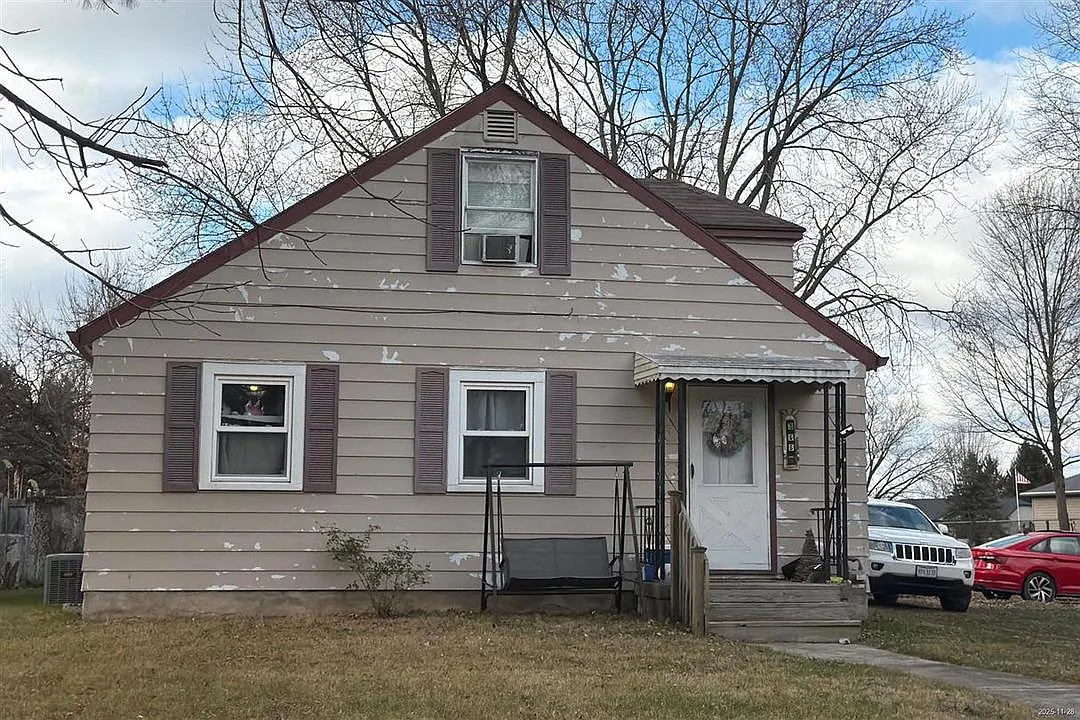 355 Birch Rd photo 1