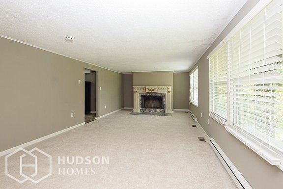 Hudson Homes Management - Living Room