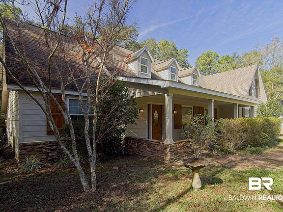 4th image of 11878 Village Green Dr